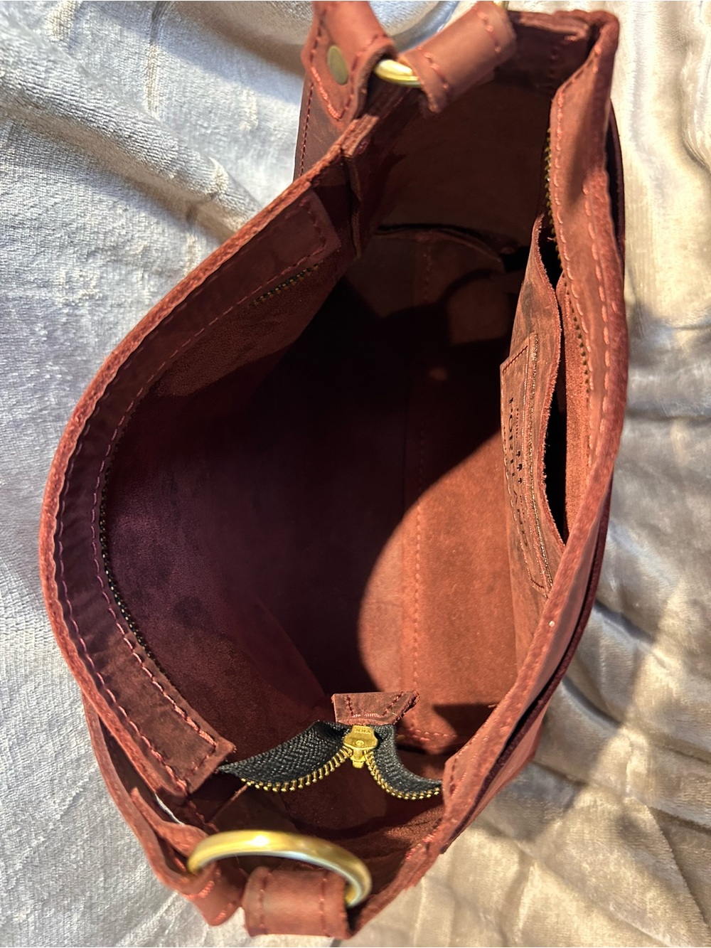 Portland Leather OG Triangle Purse in Merlot with Adjustable Crossbody Strap - Picture 7 of 7